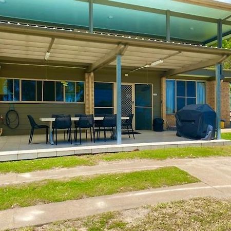 Orchid Beach Apartments 프레이저아일랜드 외부 사진